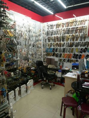 遜迪格五金鎖業(yè) 專注五金配件，批發(fā)零售一體化的可靠選擇